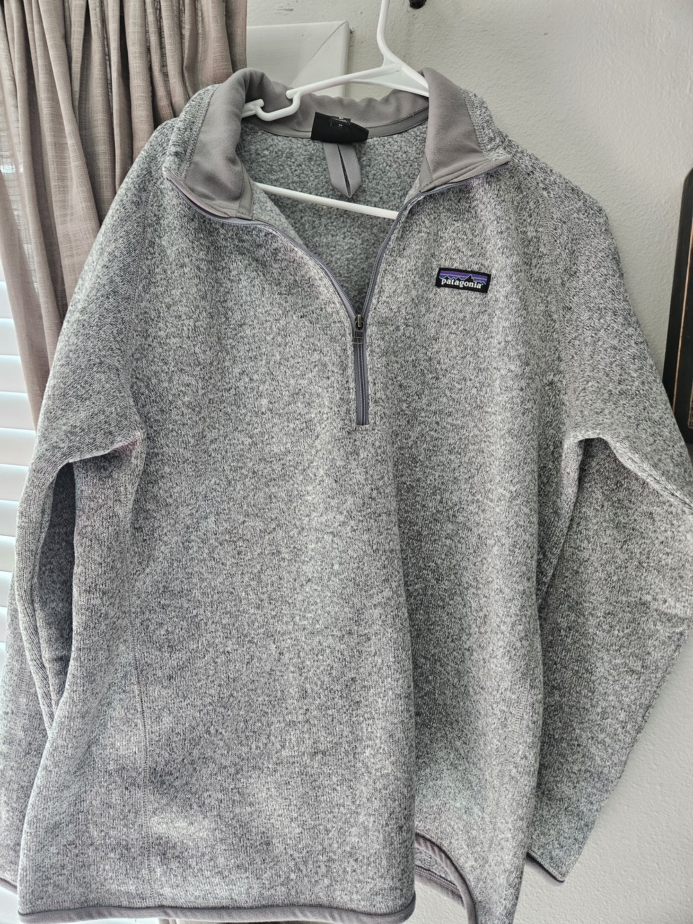 Patagonia Women's Light Gray Half-Zip Fleece Pullover